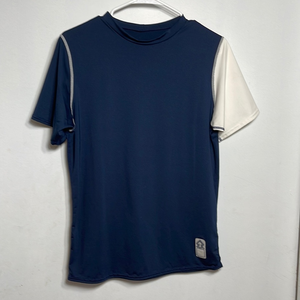 Nike Mens Short Sleeve Workout Tee Shirt